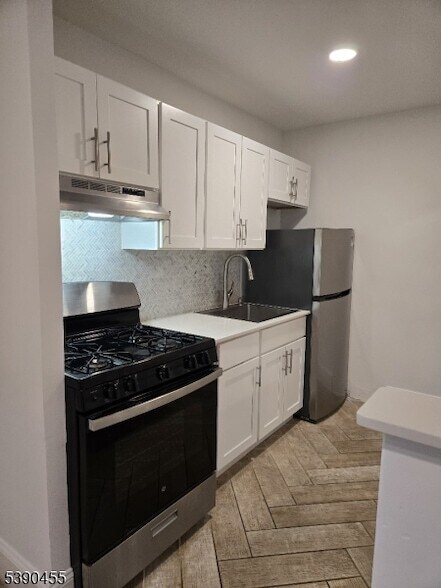 Building Photo - 43 Cottage St