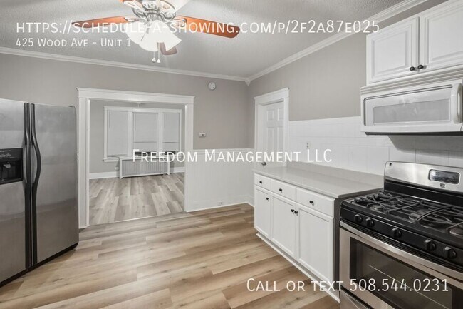 Building Photo - 425 Wood Ave