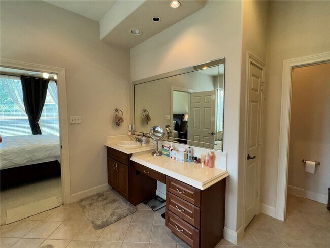 Building Photo - 3606 Quiet Meadow Ct