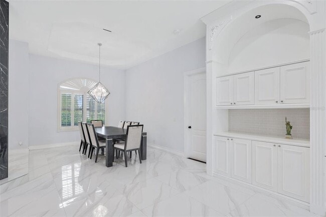 Building Photo - 10630 El Caballo Ct