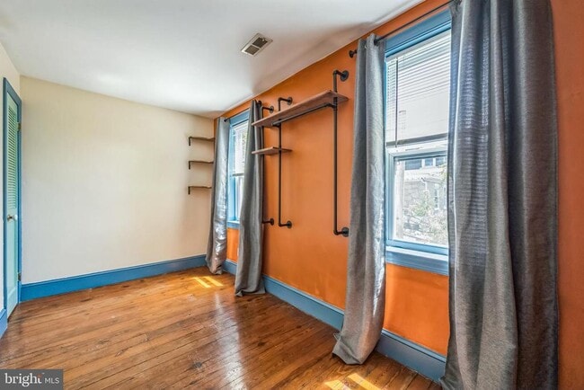 Building Photo - 3563 Lafayette St