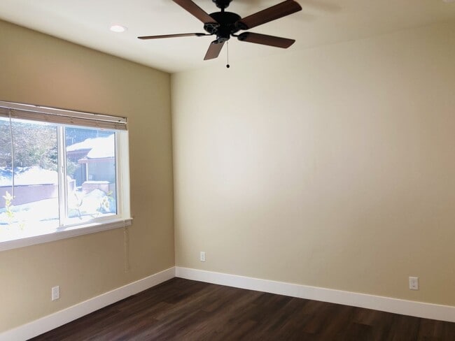 Building Photo - Desirable Ranch Style Home - All Main Level Living Space plus Two Car Garage