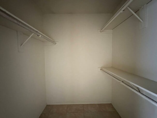 Building Photo - 110 James Loop