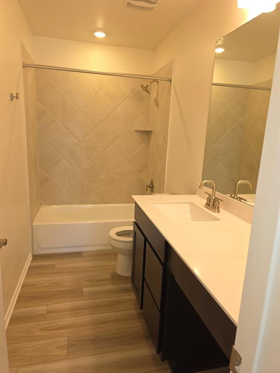 Building Photo - 1609 Red Berry Pass