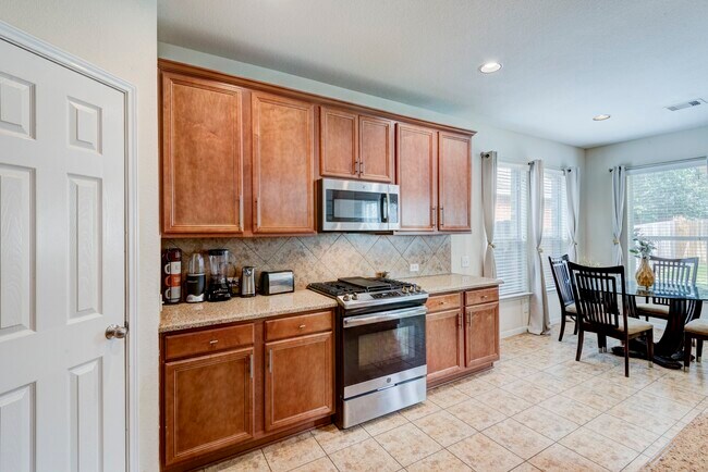 Building Photo - 14014 Mohave Way Dr