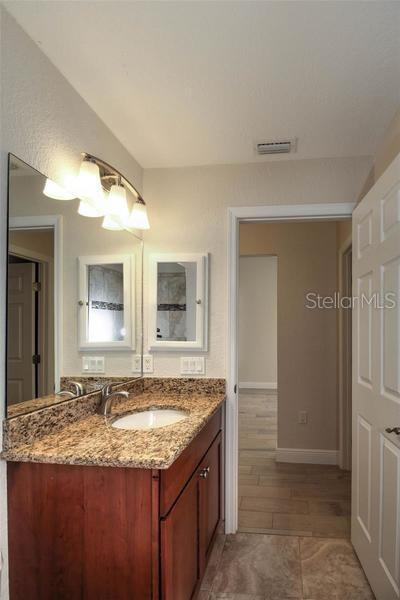 Building Photo - 16352 SE 83rd Ave
