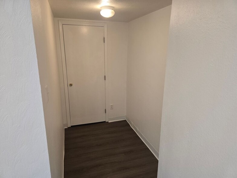 Building Photo - 3830 Watt Ave