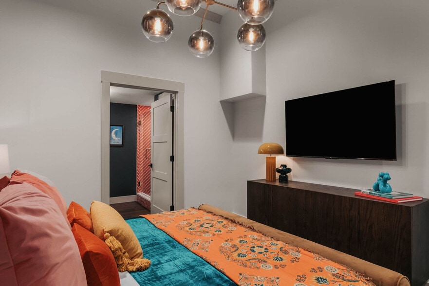 Building Photo - 240 Rep. John Lewis Way N