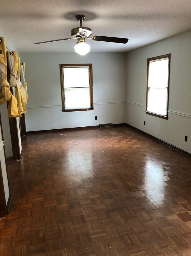 Building Photo - 826 Hillcroft Pl