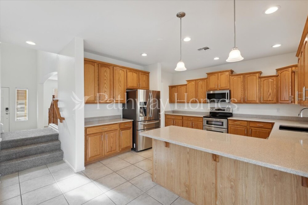 Building Photo - 17762 W Watson Ln