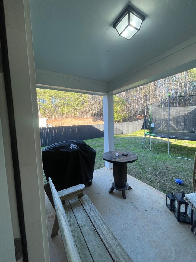 Building Photo - 1212 68th Ct