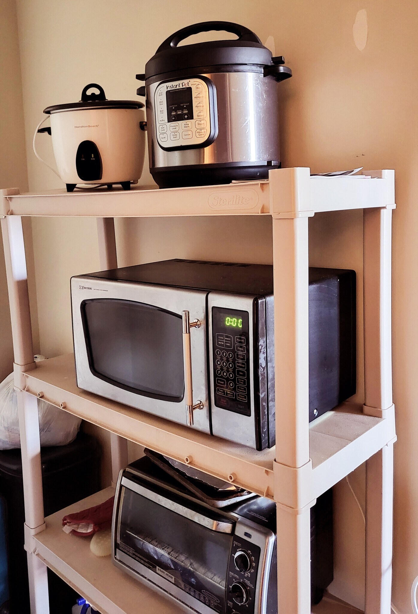 Appliances - 433 S 7th St