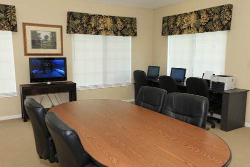 Professional Business Center - Forest Ridge Apartment Homes