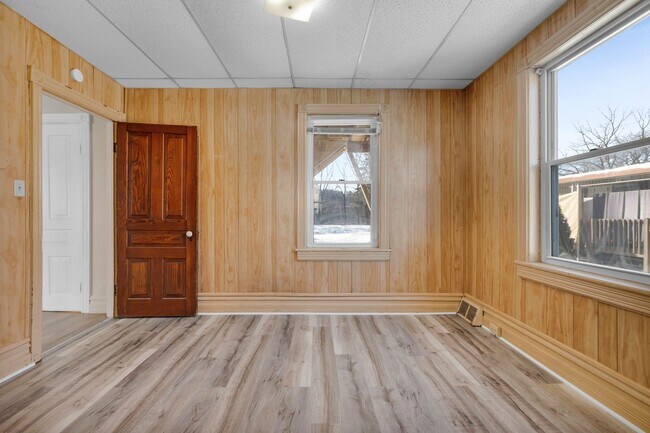 Building Photo - 520-530 Washington St