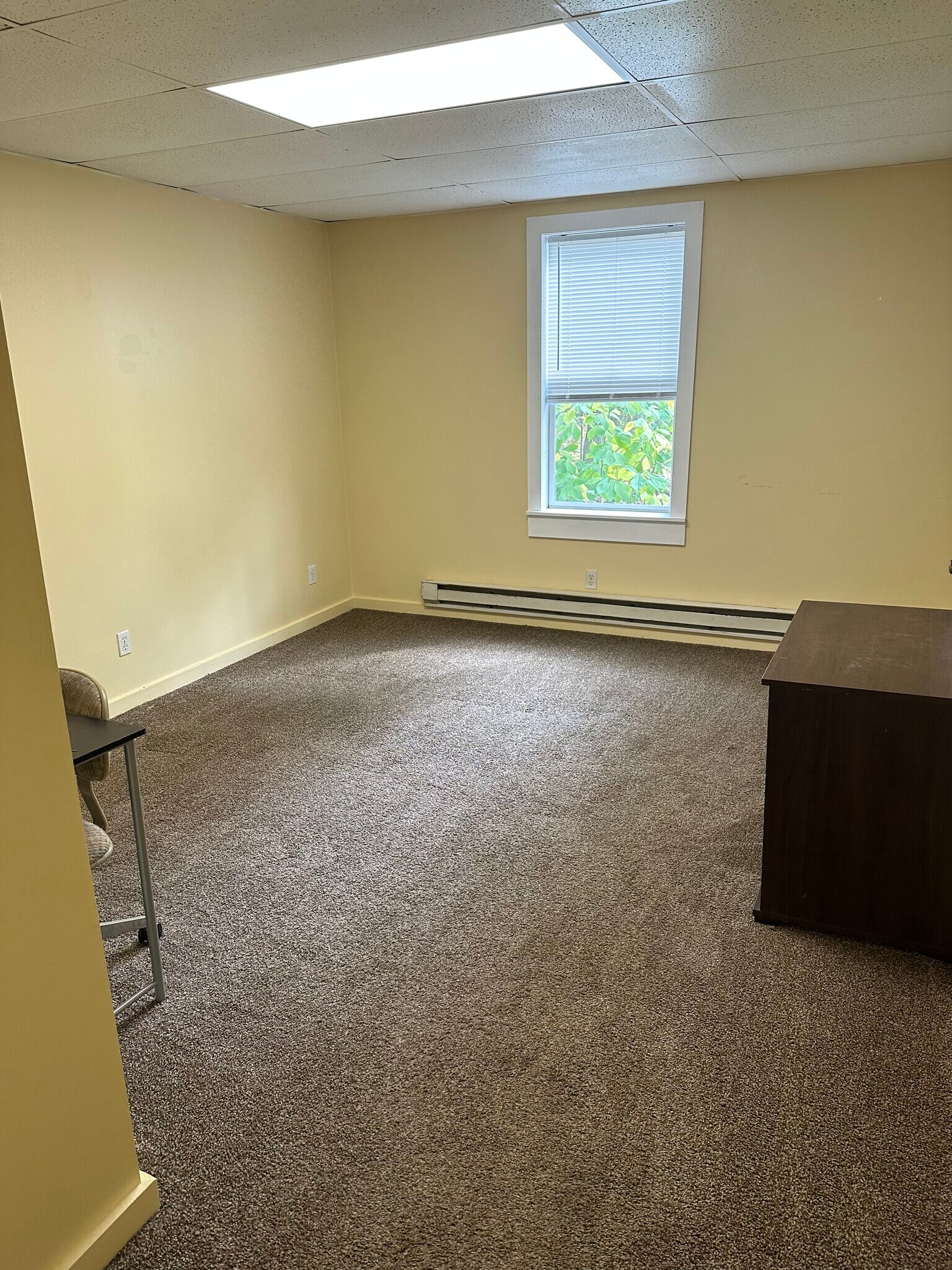 Building Photo - 365 National Rd