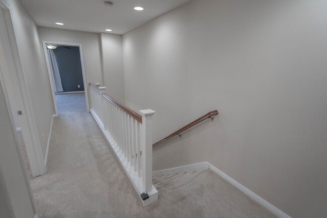 Building Photo - COMING SOON! Charming 3-Bedroom Townhome w...