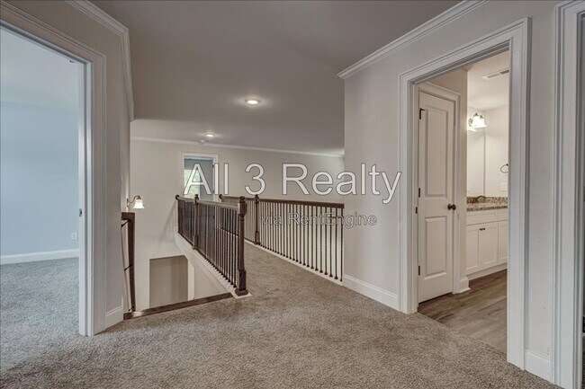 Building Photo - 225 Barnett Ln Ln