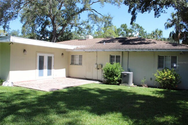 Building Photo - 4506 W Leona St