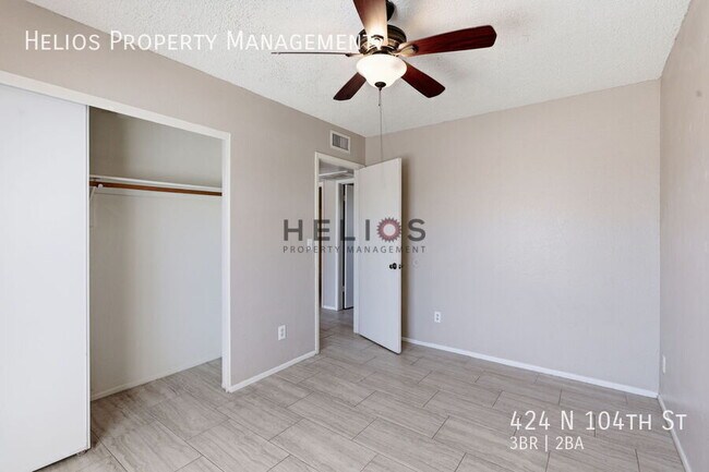 Building Photo - 424 N 104th St