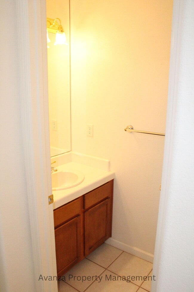 Building Photo - Home for Rent