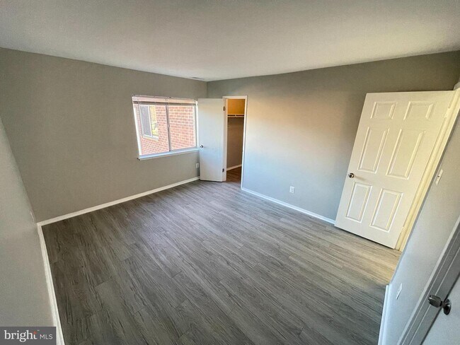 Building Photo - 7994 Audubon Ave