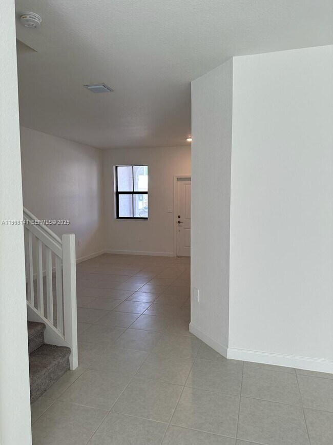 Building Photo - 11926 SW 245 Ter