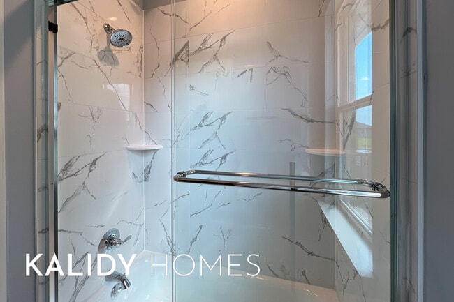 Building Photo - 12624 E Hefner Rd