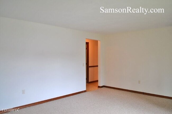 Building Photo - 2 br, 1 bath House - 25 Lunn St