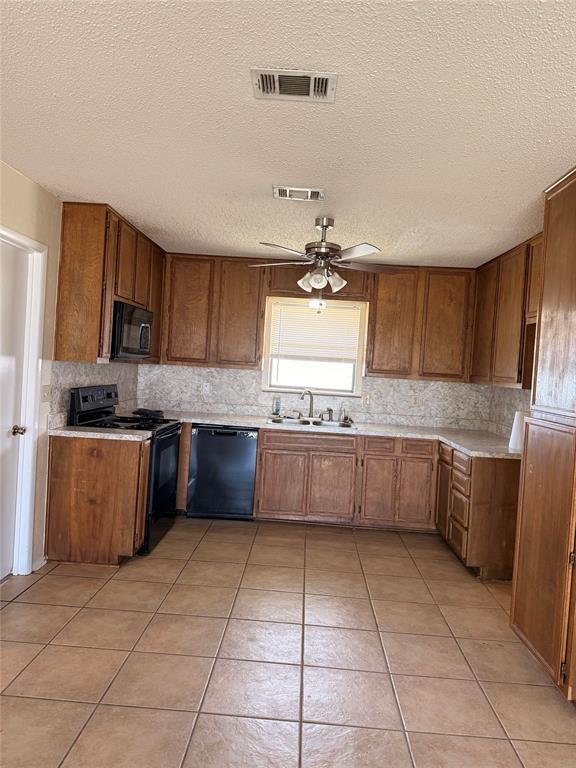 Building Photo - 5931 Limmer Loop