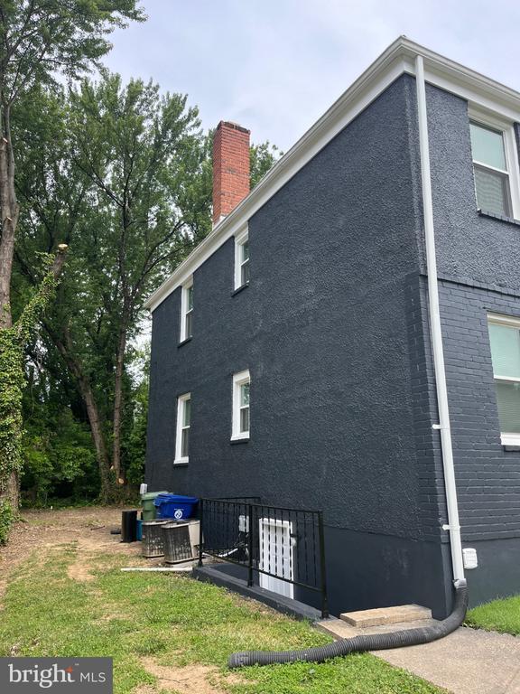 Building Photo - 5424 Belle Vista Ave