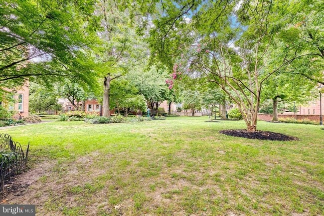 Building Photo - 2 Bed/2 Bath Patio Level Condo in Otterbei...