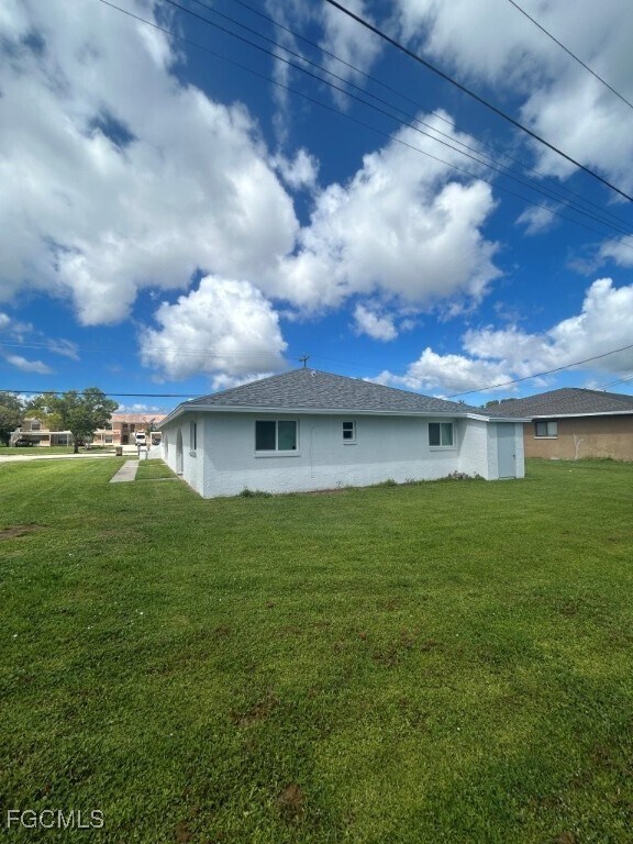 Building Photo - 4527-4529 Skyline Blvd