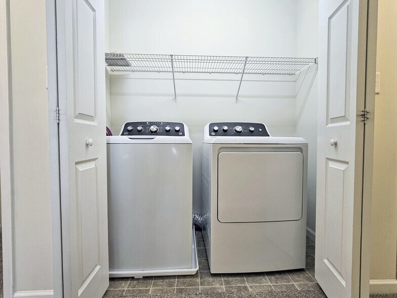 Building Photo - 157 Marble Ave