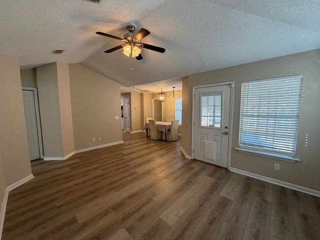 Building Photo - 114 Dalton Cody Dr