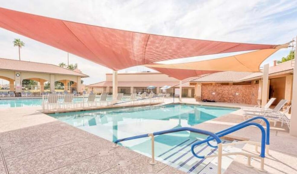 Building Photo - 810 Leisure World