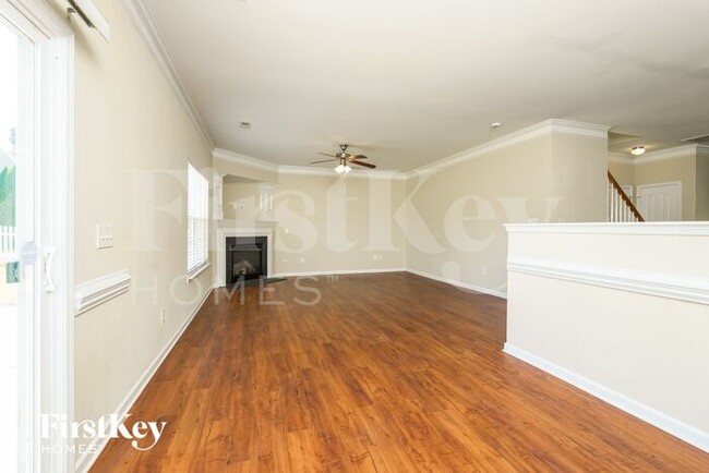 Building Photo - 5277 Crosswinds Rd