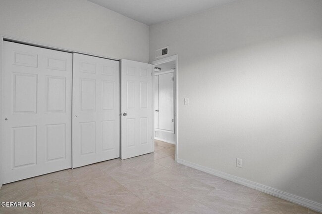 Building Photo - 2513 Red Sails Dr