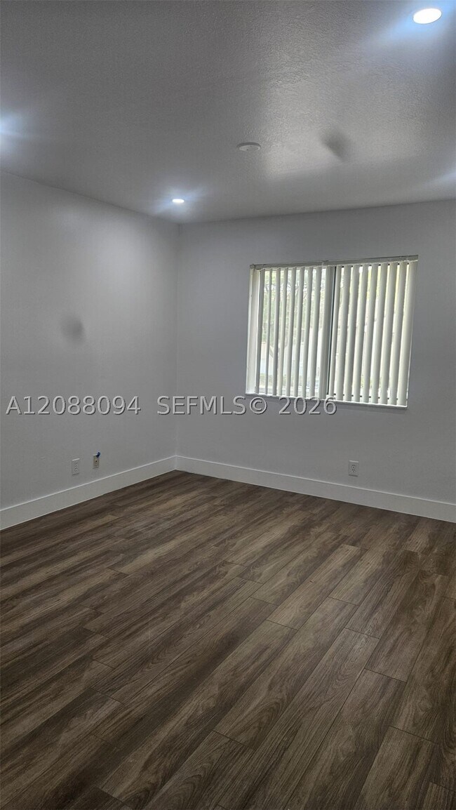 Building Photo - 13918 SW 91st Terrace