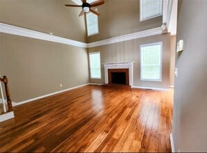 Building Photo - 3305 Goldmist Dr