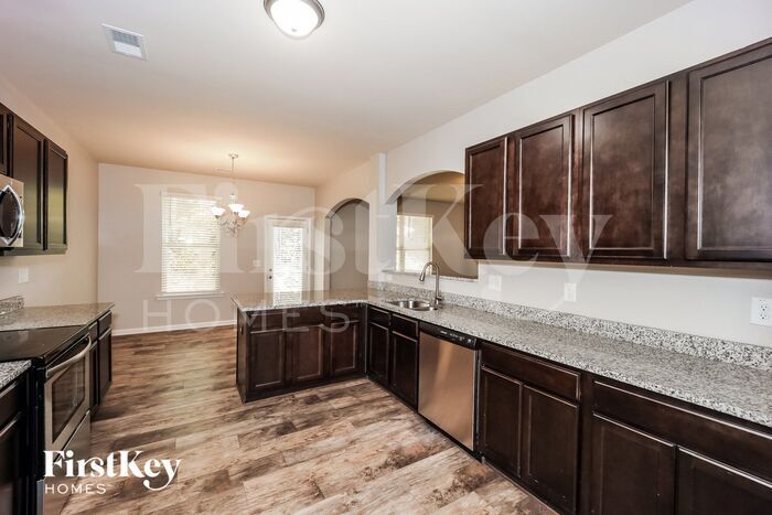 Building Photo - 209 Southwind Cir
