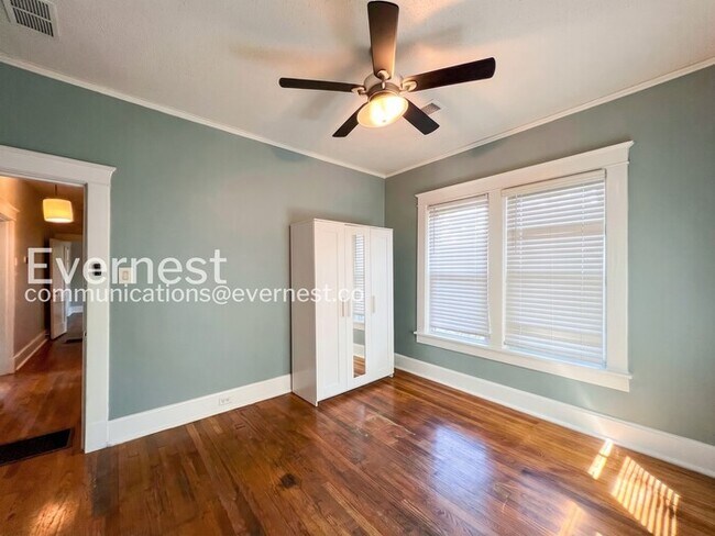 Building Photo - 1489 Faxon Ave