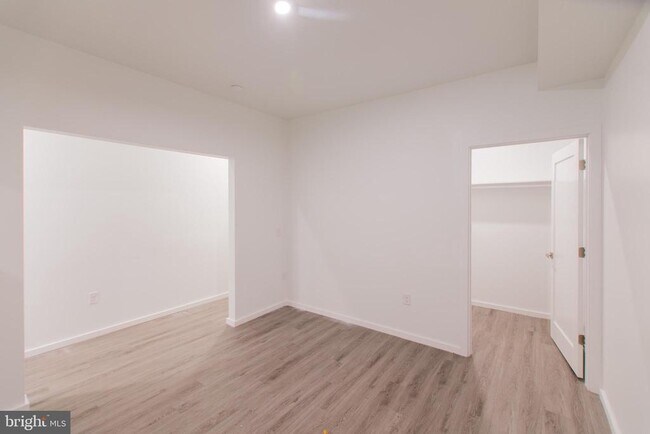 Building Photo - 1201 Vine St