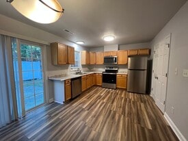 Building Photo - 2621 Macgregor Downs Rd
