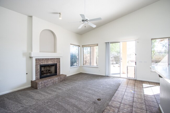 Building Photo - 4BR Total Remodel