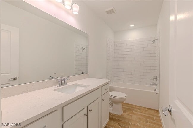 Building Photo - 27842 Solis Grande Dr