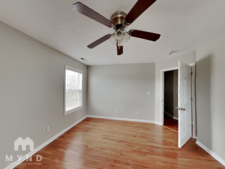 Building Photo - 364 Old Glory Ln