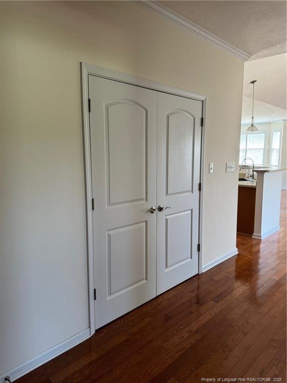 Building Photo - 655 Plantation Dr