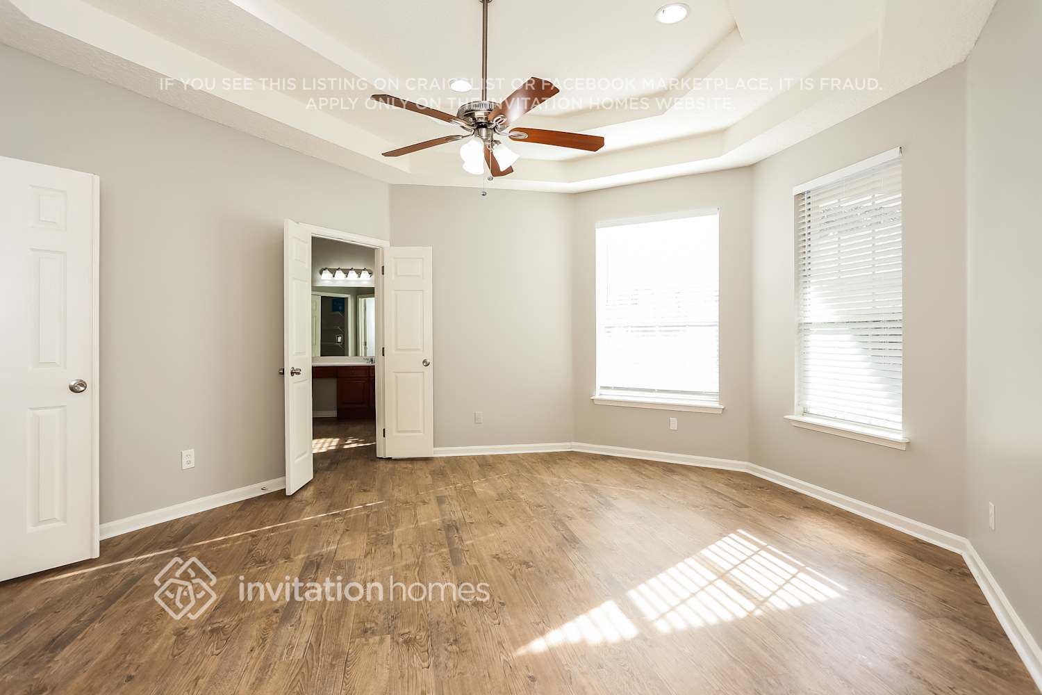 Building Photo - 3575 Shrewsbury Dr