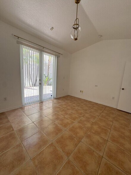 Building Photo - 14411 NW 83rd Pl