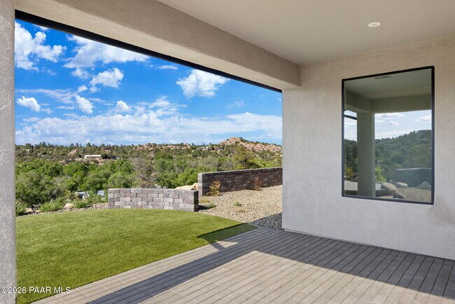 Building Photo - 1340 Rockwood Dr